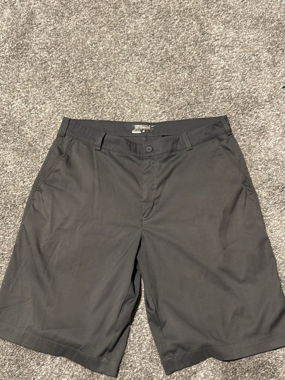 Nike Golf Tour Performance Men’s Gray Golf/Chino Shorts Size 34